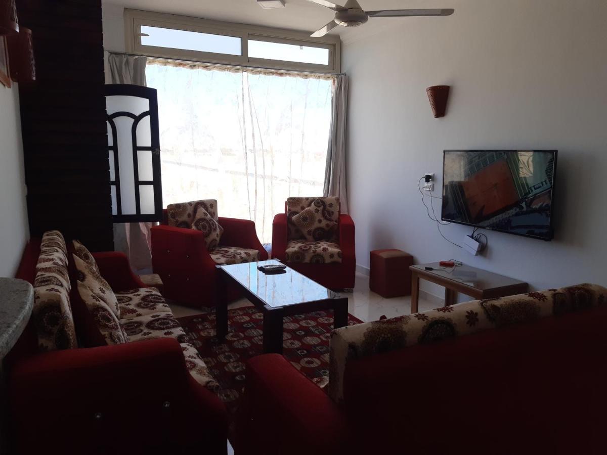 German Dolphin Apartment El Qoseir Ngoại thất bức ảnh