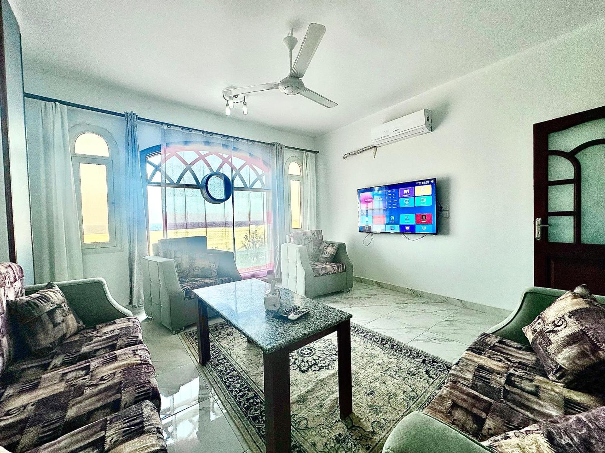 German Dolphin Apartment El Qoseir Ngoại thất bức ảnh
